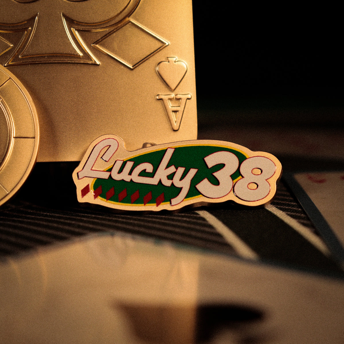 Fallout: New Vegas - Lucky 38 Imitation Gold Casino Set
