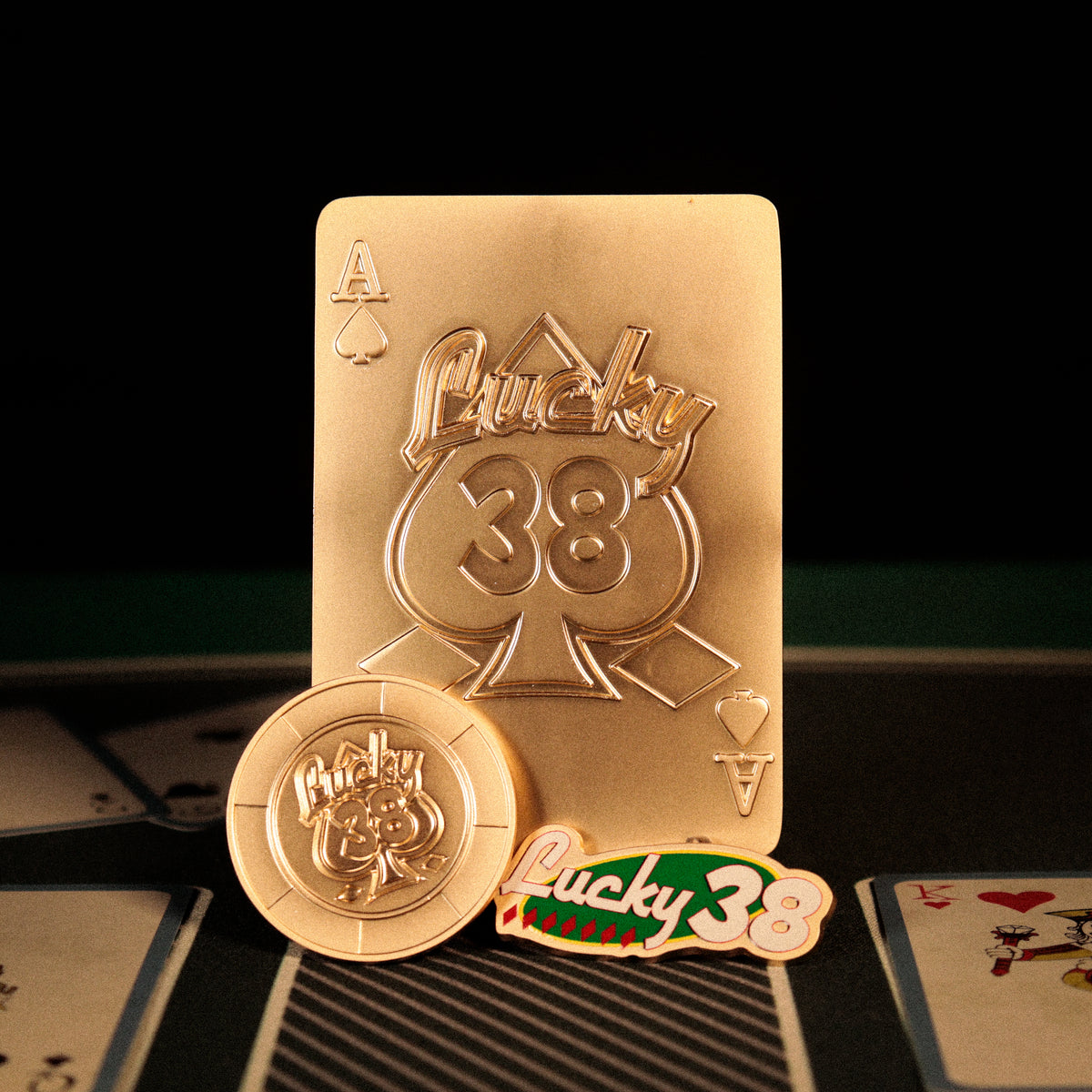 Fallout: New Vegas - Lucky 38 Imitation Gold Casino Set