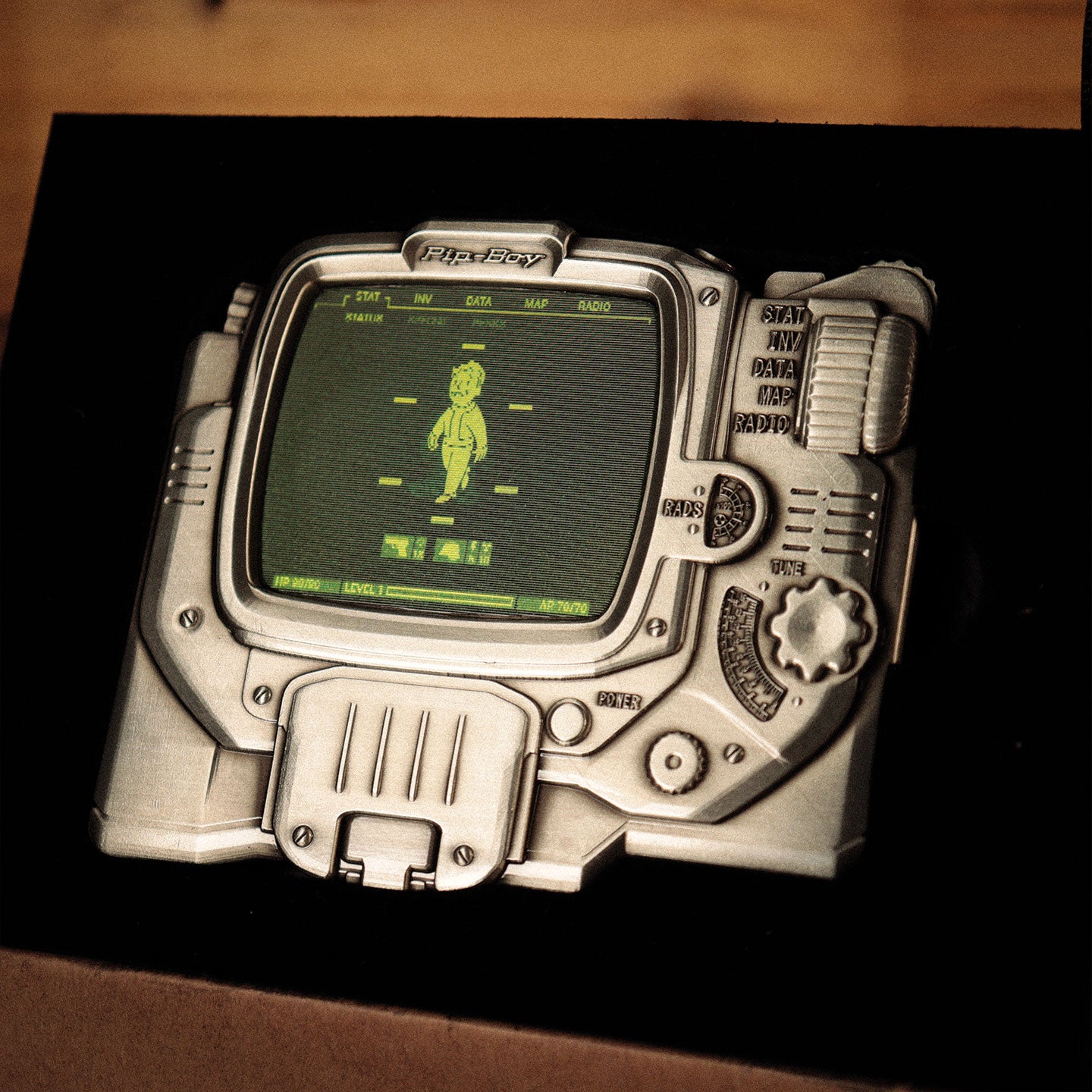 Fallout Pip-Boy Limited Edition Lenticular Ingot