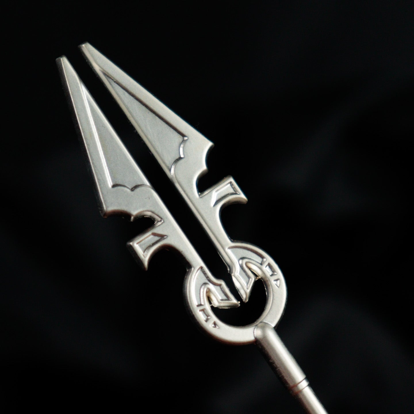 Magic the Gathering .999 Silver Plated Avacyn's Moonsilver Spear Mini Replica